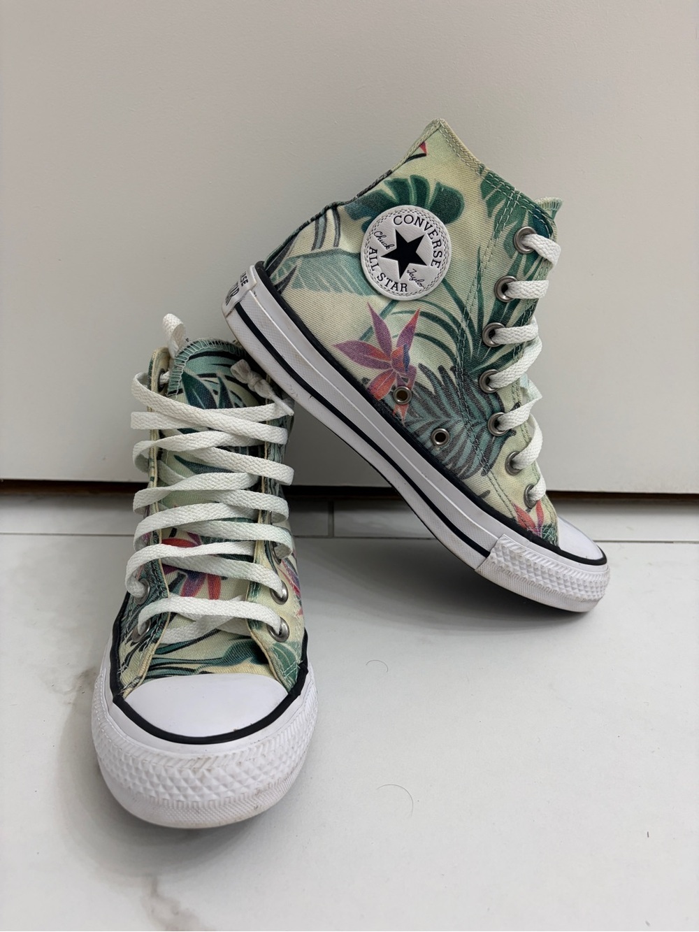 Converse All Star Chuck Taylor hi top green floral tropical print unisex 36/5.5 - Picture 2 of 10